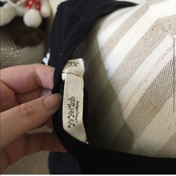 🎃- YAYA CLUB It’s Football Time Tee! - Picture 4 of 4